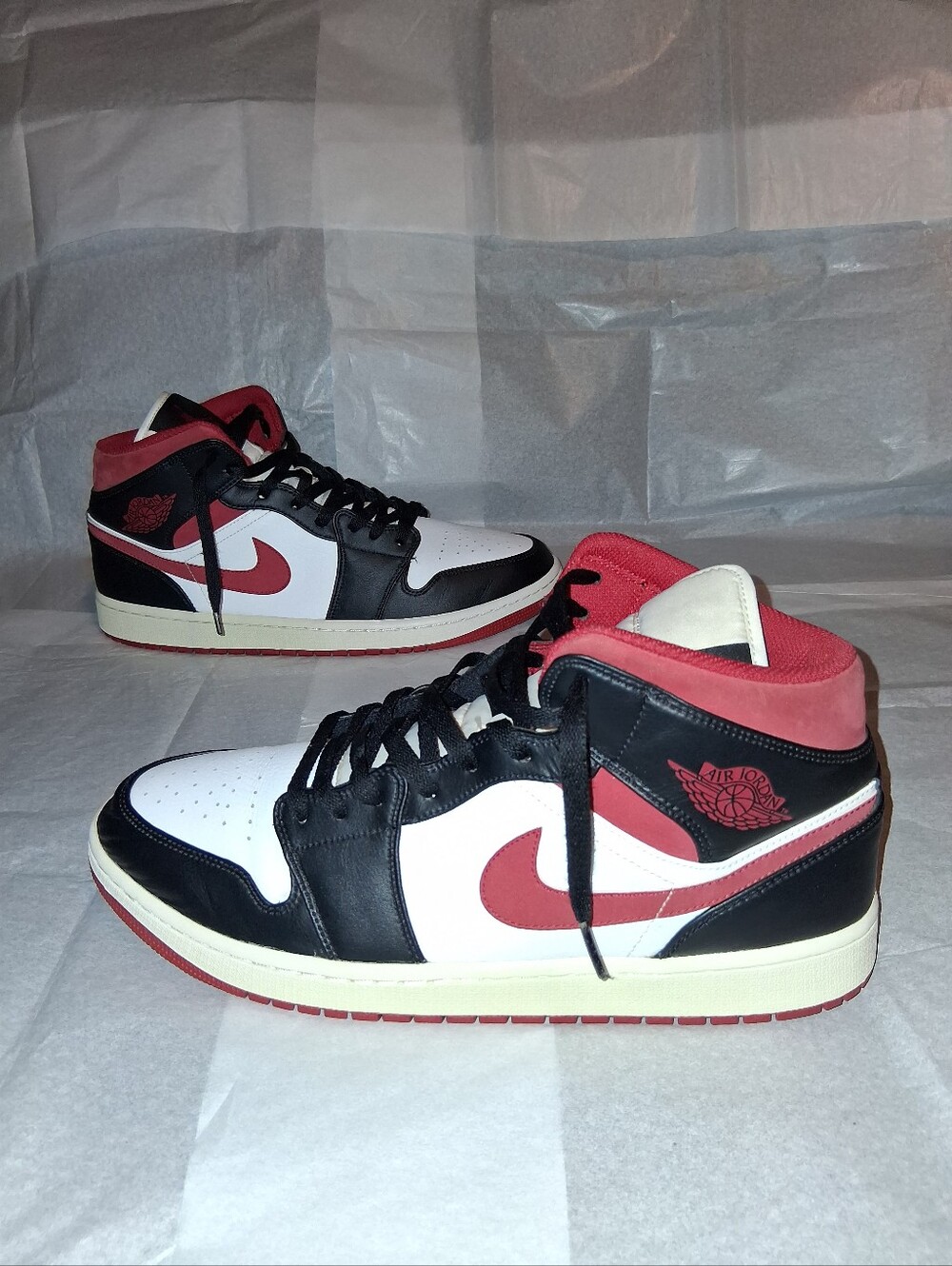 Jordan 1 Retro Sneakers, Size Men 13